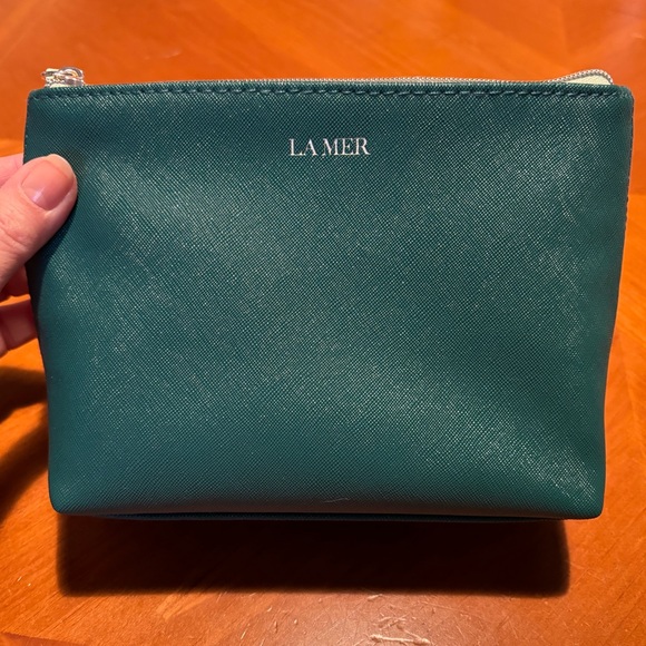 La Mer Cosmetic Bag - Picture 4 of 10